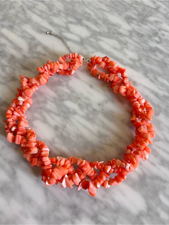 Jewelry - Shell Chip Bead Necklace - Women Jewelry